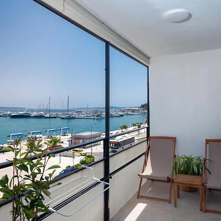 Apartment Sun And Sea Deluxe