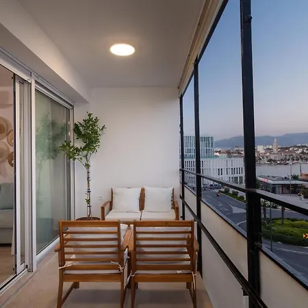 Sun And Sea Deluxe Apartamento *