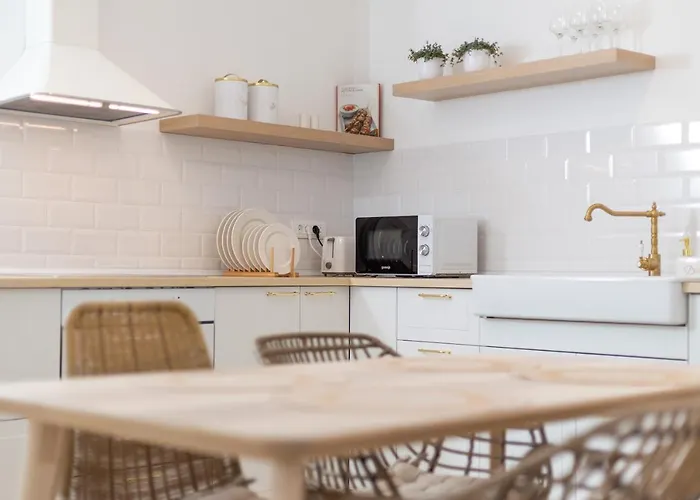 Sun And Sea Deluxe *