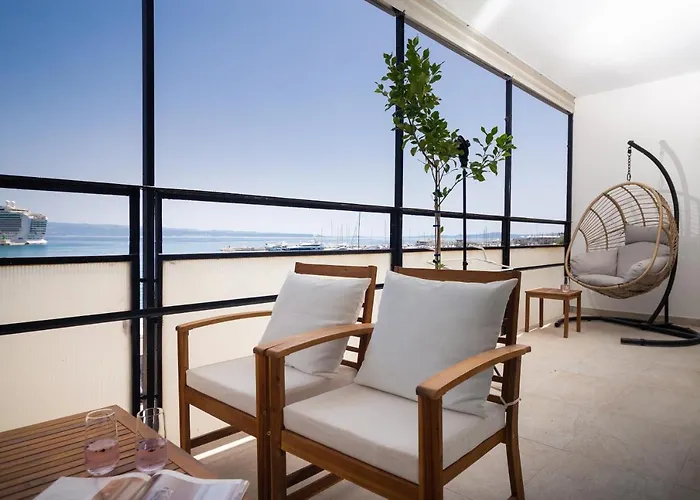 Sun And Sea Deluxe *